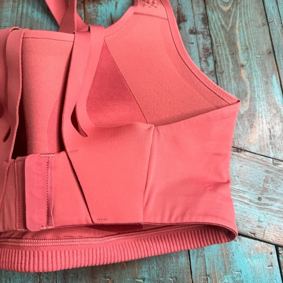 Lululemon Air Support Bra Size 36DDD Activewear Running Yoga Workout - Picture 8 of 10